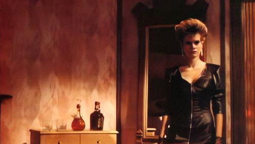 The Hitchhiker Season 1 Episode 8 - Petty Thieves