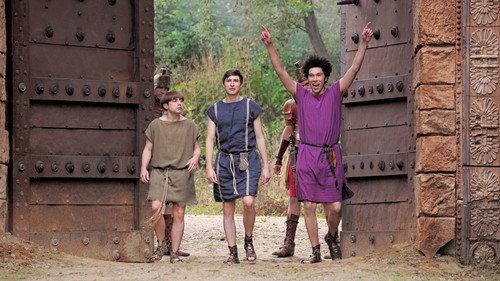Plebs Season 3 Episode 1 - The Beasts