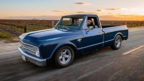 Roadkill Garage Season 4 Episode 4 - 3-day C10 Makeover: DIY Paint & More!