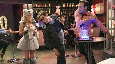 Young & Hungry Season 1 Episode 6 - Young & Punchy