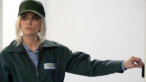 undefined Season 5 Episode 7 - Awl In