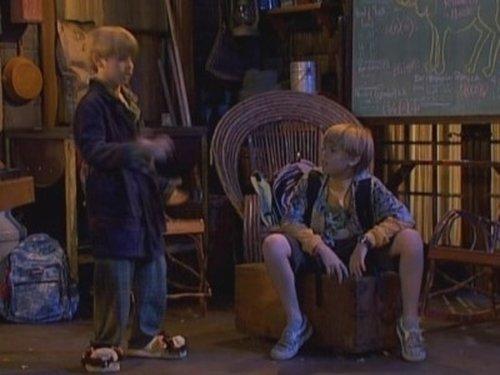 The Suite Life of Zack & Cody Season 1 Episode 10 - Cody Goes to Camp