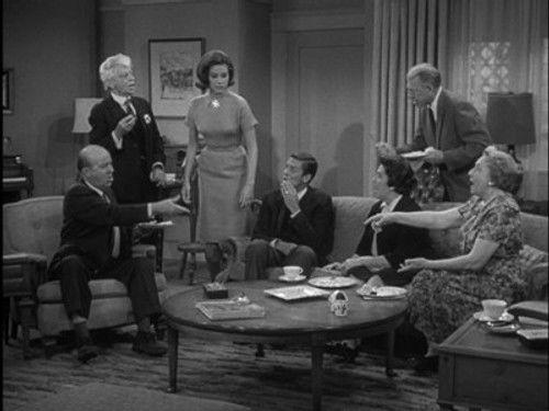 The Dick Van Dyke Show Season 2 Episode 7 - What's in a Middle Name?