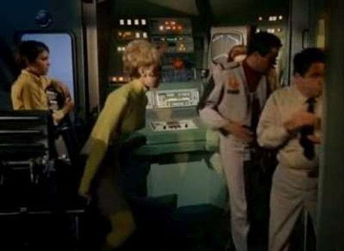 Land of the Giants Season 1 Episode 12 - The Golden Cage