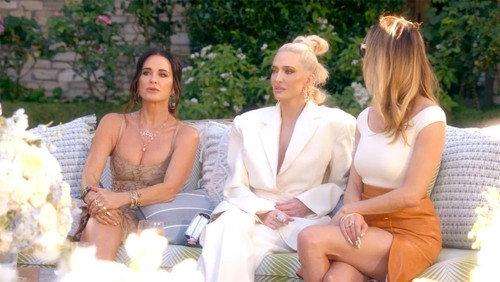 The Real Housewives of Beverly Hills Season 15 Episode 18 - Closing Chapters