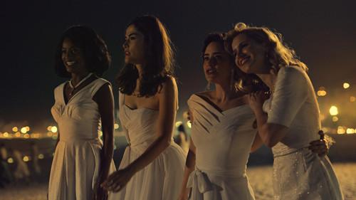 Girls from Ipanema Season 1 Episode 7 - Ghosts of Past Christmas