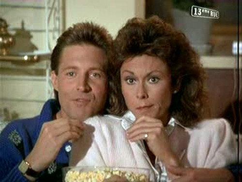 Scarecrow and Mrs. King Season 4 Episode 12 - Any Number Can Play