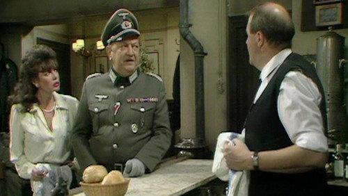 'Allo 'Allo! Season 4 Episode 3 - Good Staff Are Hard to Find