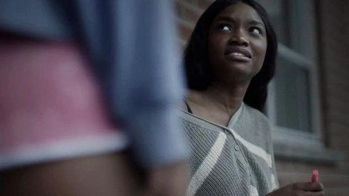 Fear Thy Roommate Season 1 Episode 1 - Three's a Crowd