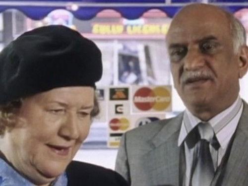 Hetty Wainthropp Investigates Season 3 Episode 3 - Serving the Community