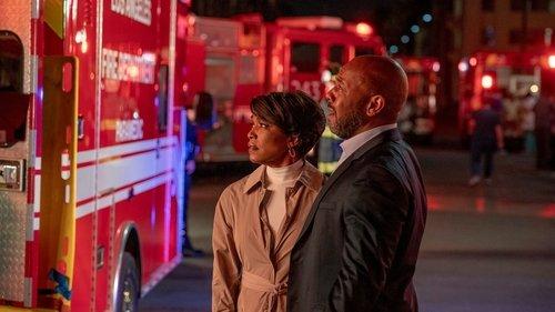 9-1-1 Season 5 Episode 8 - Defend in Place