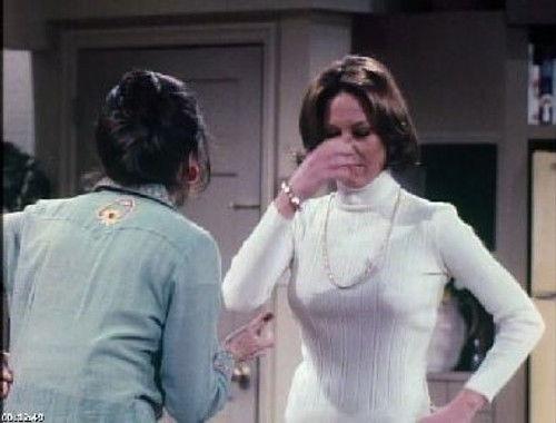Rhoda Season 1 Episode 25 - Along Comes Mary