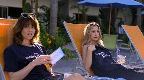 Dead to Me Season 1 Episode 5 - I've Gotta Get Away