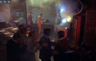 Voyage to the Bottom of the Sea Season 2 Episode 7 - The Deadliest Game