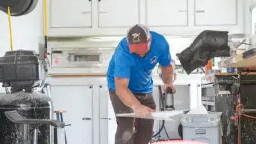 The Wizard of Paws Season 5 Episode 11 - Derrick Versus L.A