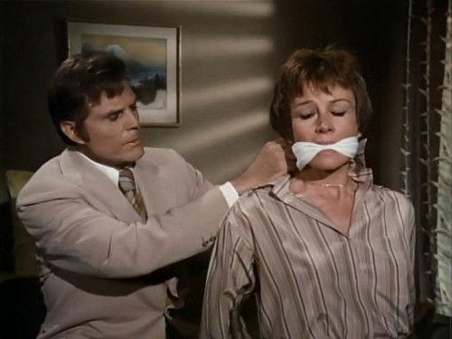 Hawaii Five-O Season 10 Episode 15 - The Silk Trap