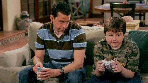 Two and a Half Men Season 3 Episode 22 - Just Once with Aunt Sophie