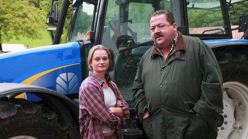 Die Rosenheim-Cops Season 7 Episode 16 - Mord auf der Weide