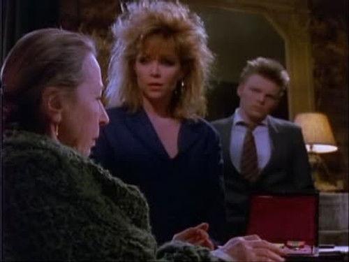 The Hitchhiker Season 3 Episode 9 - Her Finest Hour