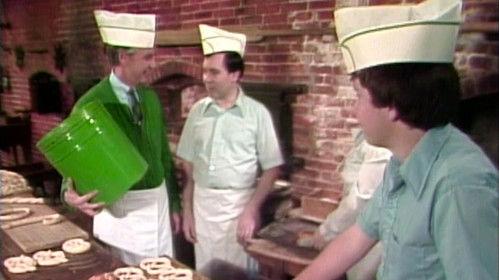 Mister Rogers' Neighborhood Season 11 Episode 2 - Divorce: How People Make Pretzels