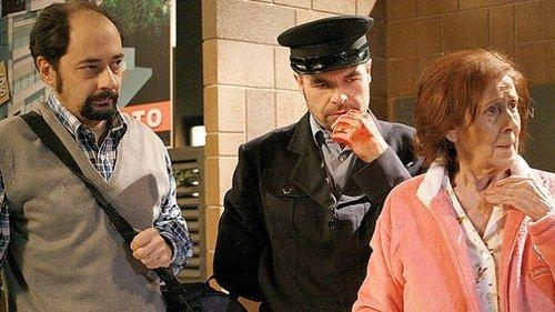 La que se avecina Season 2 Episode 2 - Un suspenso, una psicosis y un romance inconcebible