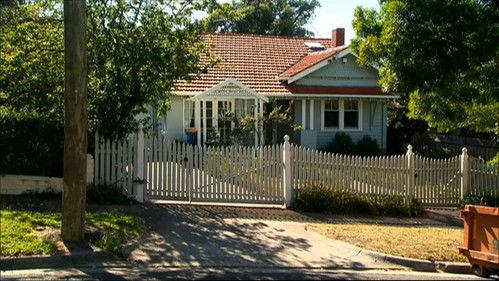Selling Houses Australia Season 2 Episode 7 - Glen Iris