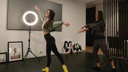 The D'Amelio Show Season 1 Episode 7 - Nothing Is As It Seems Online