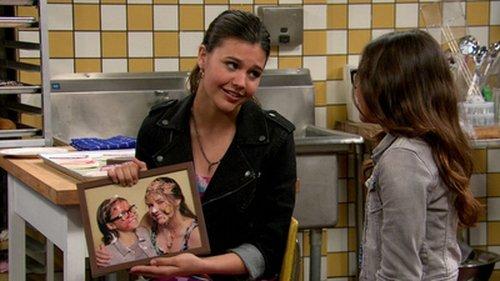 The Haunted Hathaways Season 1 Episode 10 - Haunted Interview