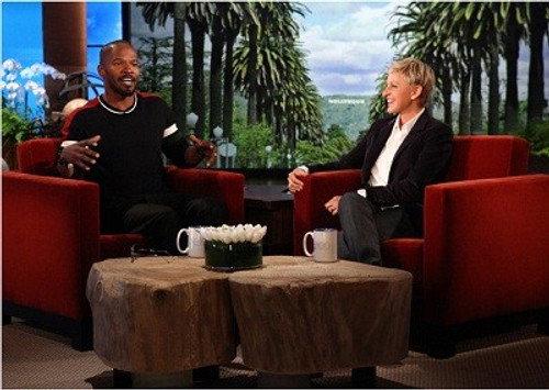 The Ellen DeGeneres Show Season 9 Episode 10 - Jamie Foxx, Elisabetta Canalis & Val Chmerkovsky, Dr. Drew