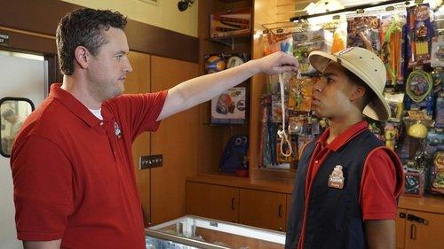 black-ish Season 3 Episode 9 - Nothing but Nepotism