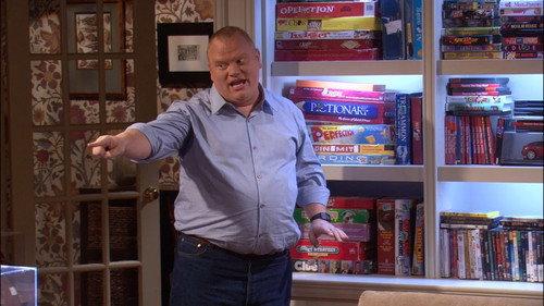 According to Jim Season 6 Episode 10 - Separate Ways