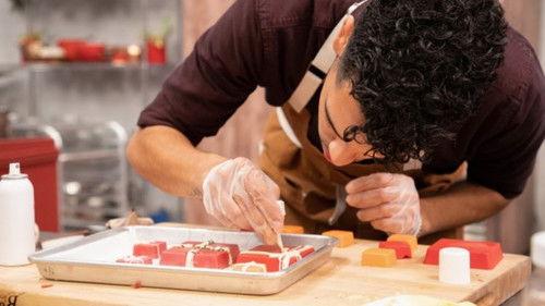 Holiday Baking Championship Season 7 Episode 3 - Take Holiday Pies by Surprise