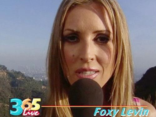 V.I.P. Season 4 Episode 20 - True Val Story