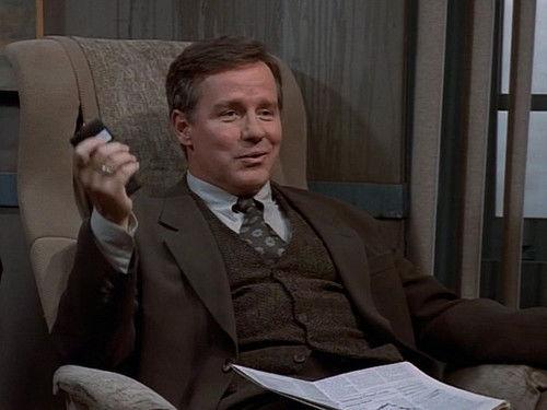 NewsRadio Season 3 Episode 3 - Massage Chair