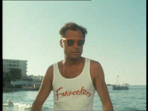 The Comic Strip Presents... Season 4 Episode 6 - Les Dogs