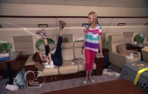 Jessie Season 1 Episode 22 - We Are So Grounded