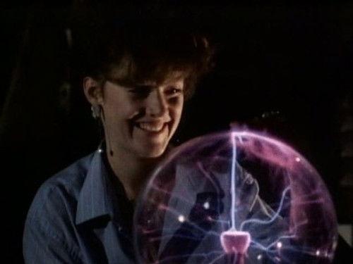 Tales from the Darkside Season 2 Episode 3 - Ring Around the Redhead