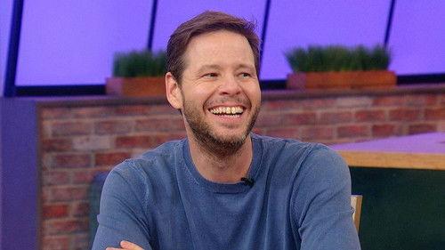 Rachael Ray Season 13 Episode 32 - Carla Hall's Brown Sugar Chicken + 5 Cleaning Mistakes You May Be Making