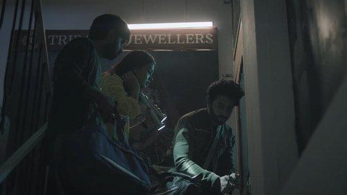 Tatlubaaz Season 1 Episode 4 - Khoda Chuha Nikla Pahad