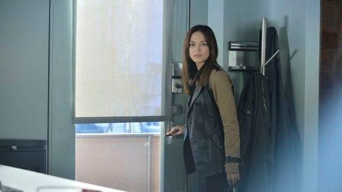 Beauty and the Beast Season 2 Episode 9 - Dont Die on Me