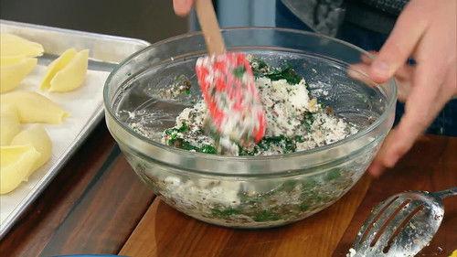 The Kitchen Season 31 Episode 2 - Eat with Your Hands!