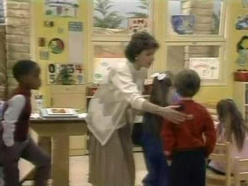 Family Ties Season 6 Episode 22 - Spring Reminds Me (a.k.a. Rosalie's Legacy)