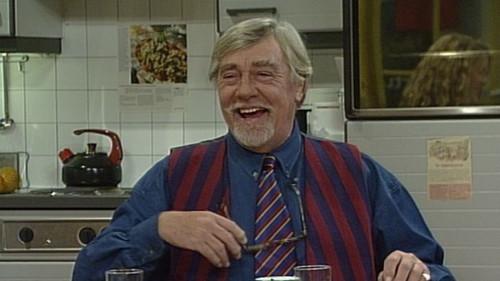 Oppassen!!! Season 7 Episode 15 - Roeien met de riemen die je hebt