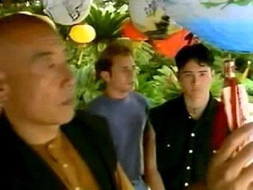 Power Rangers Season 3 Episode 9 - Passing the Lantern