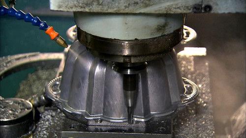 How It's Made Season 19 Episode 1 - Garden Forks, English Toffee, Paint Chip Cards, Bundt Pans