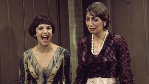 Laverne & Shirley Season 2 Episode 16 - Steppin' Out