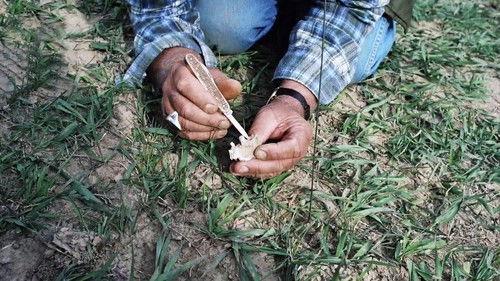 Buried In The Backyard Season 4 Episode 2 - The Bones on Party Hill