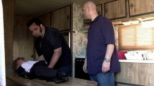 Storage Hunters Season 2 Episode 4 - Double Cross