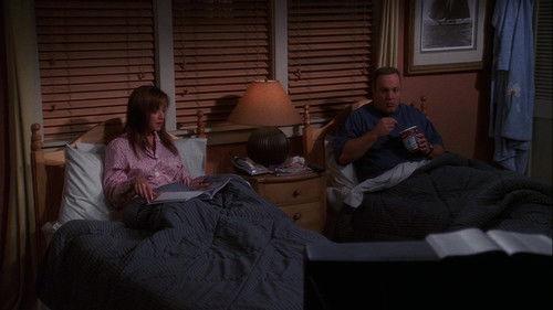 The King of Queens Season 5 Episode 25 - Bed Spread