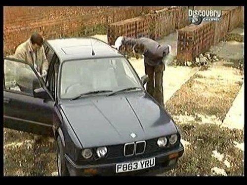 Wheeler Dealers Season 2 Episode 7 - BMW E30 325i Touring (Part 1)
